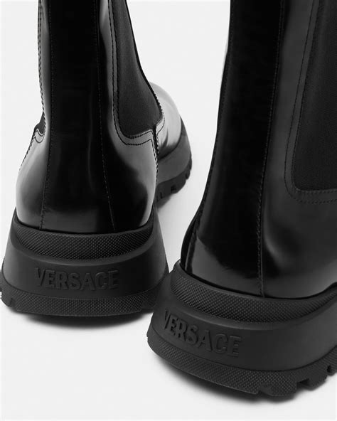 Versace chelsea boots